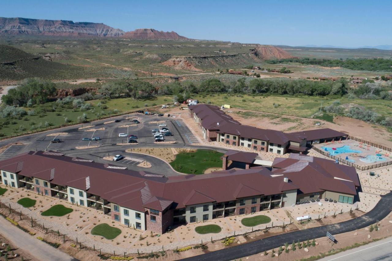 Fairfield Inn & Suites By Marriott Virgin Zion National Park Exterior foto